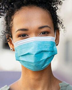 Comment gérer masque et peau fragile